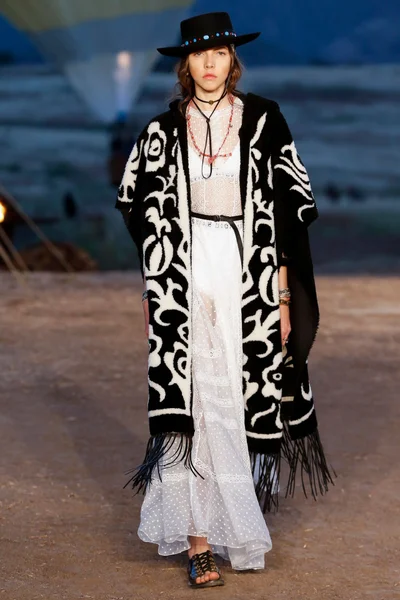 Look 71